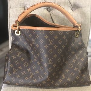 LOUIS VUITTON Monogram Artsy MM